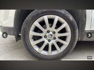 /photos/11679/8f440182-2724-59b8-a837-efe0177e6929_i320x240.jpg